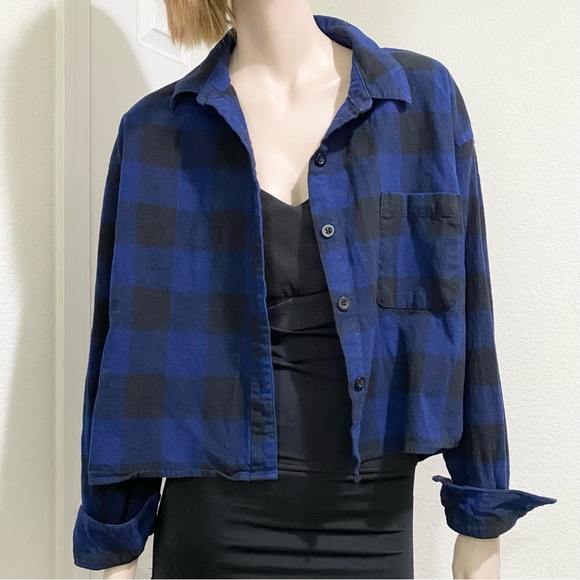 WILD FABLE Navy Buffalo Check Plaid Flannel Cropped Button Down Shirt Size XL - Picture 5 of 14